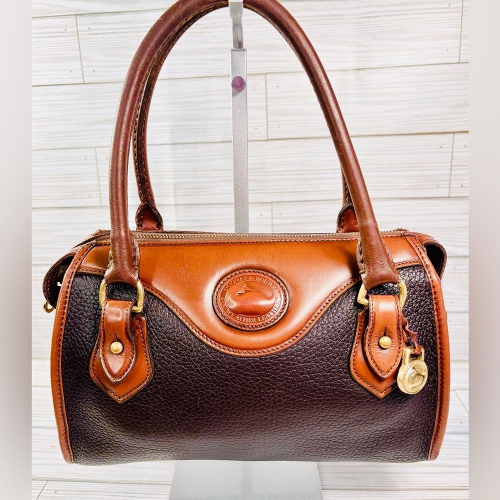 -022 Dooney & Bourke: A6 976040 Vintage Satchel R721 Br&Cdr All Weather Leather